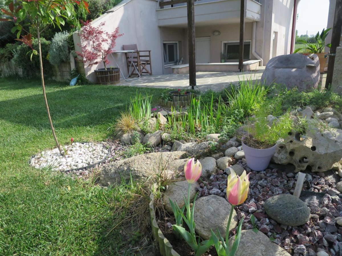Guesthouse With Garden Komotini Zewnętrze zdjęcie