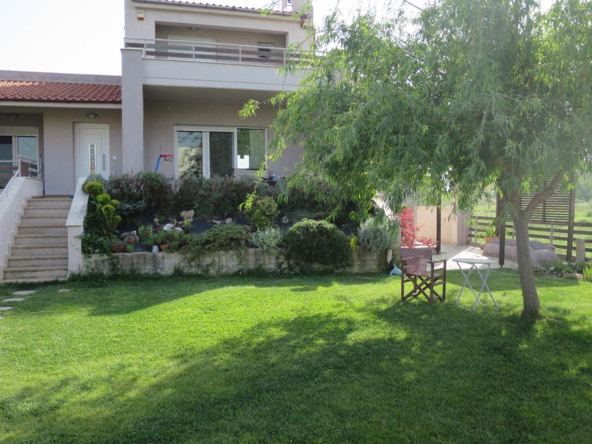 Guesthouse With Garden Komotini Zewnętrze zdjęcie