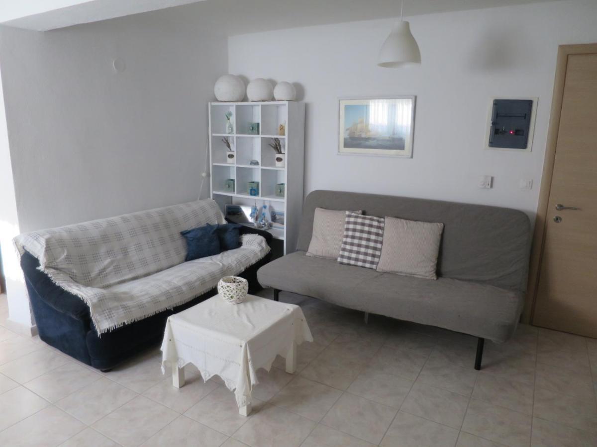 Guesthouse With Garden Komotini Zewnętrze zdjęcie
